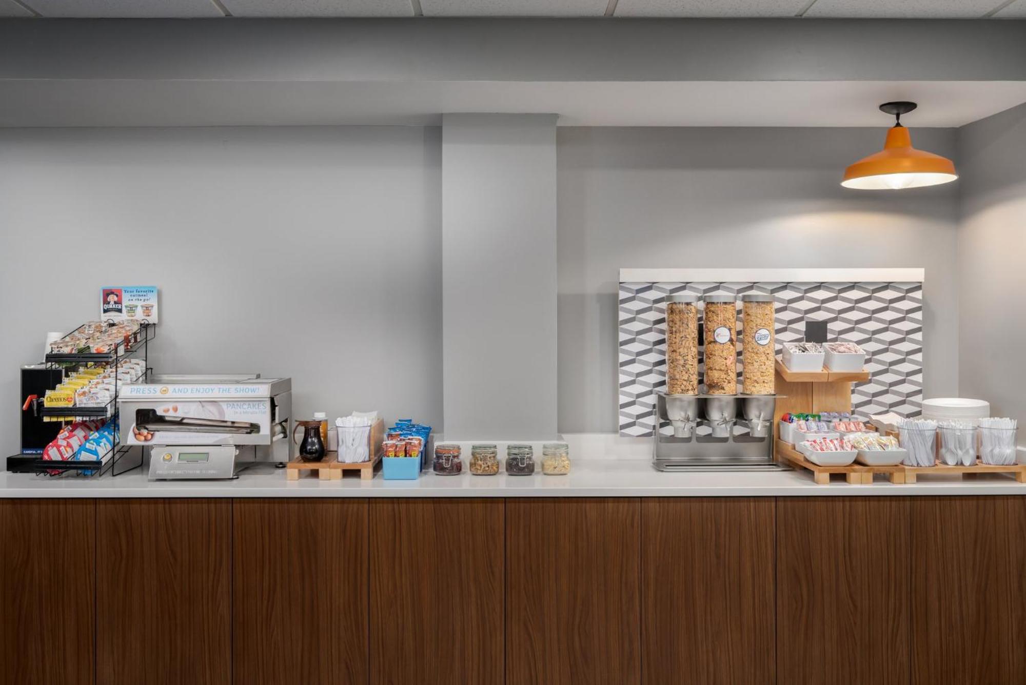 Holiday Inn Express Hotel & Suites Bentonville By Ihg Экстерьер фото